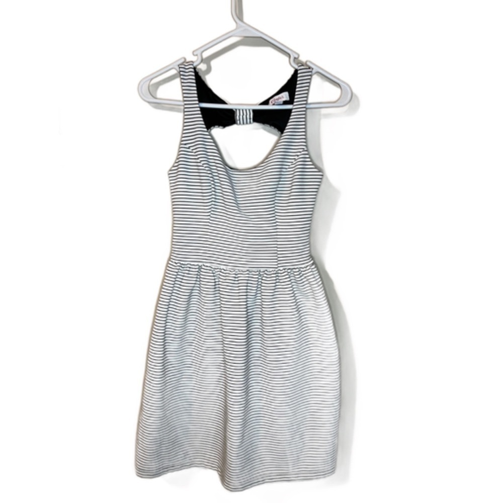 ⭐️ 3 For $15 Candie’s Striped Dress Open Back